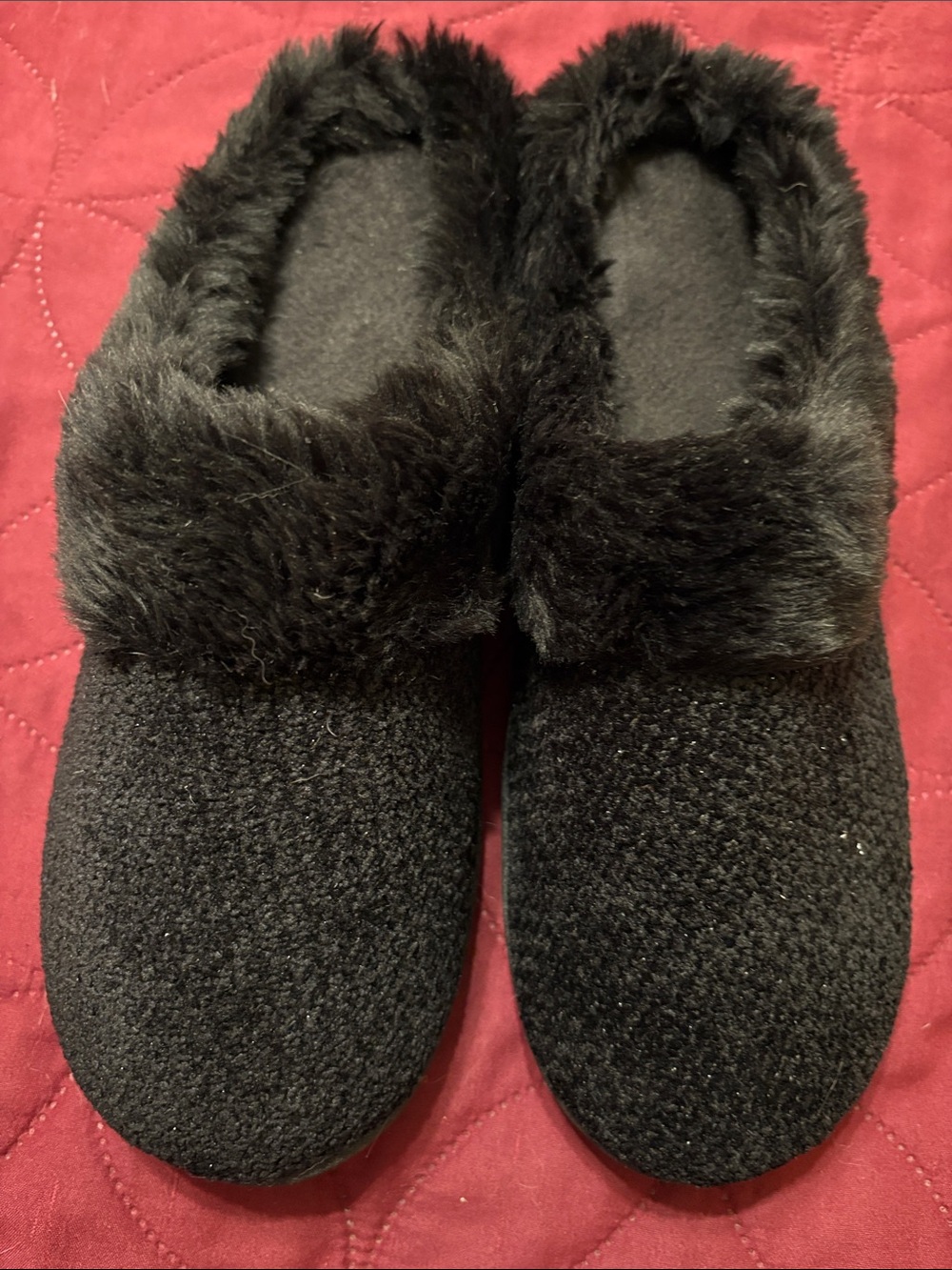 L Totes Women's Black Faux-Fur Slip-On Slippers